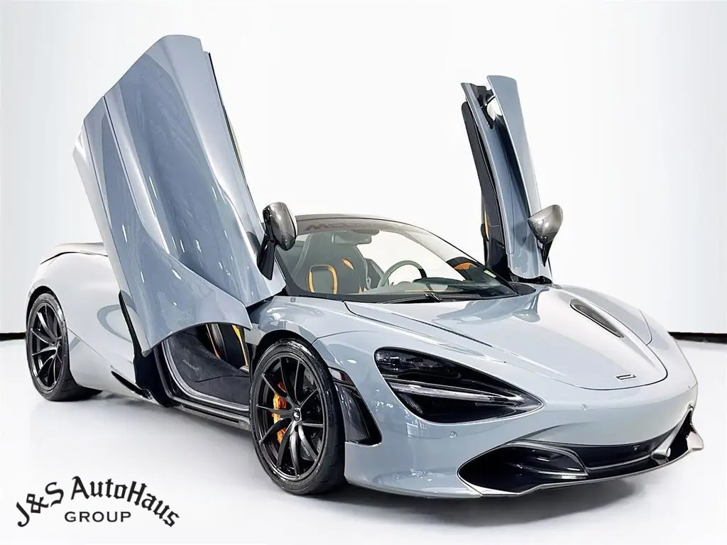 2023 McLaren® 720S Base