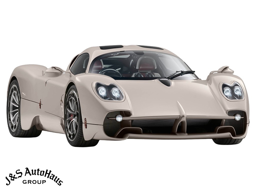 CarSlides-PaganiUtopi